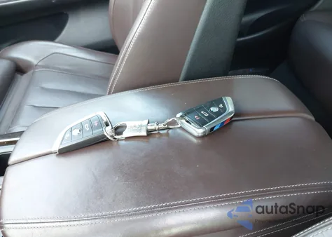 2015 BMW X5 xDrive50I z USA, uszkodzony, nr VIN 5UXKR6C57F0J75085